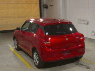 Suzuki SWIFT  с аукциона в Японии