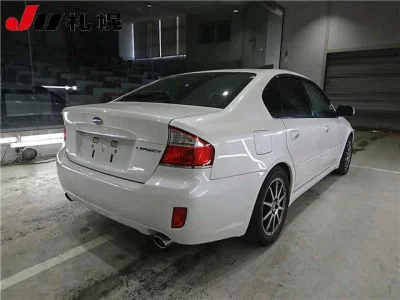Subaru LEGACY B4