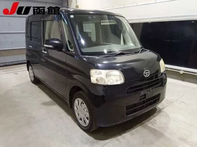 Daihatsu TANTO  с аукциона в Японии