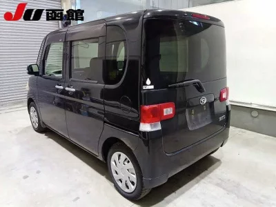 Daihatsu TANTO  с аукциона в Японии