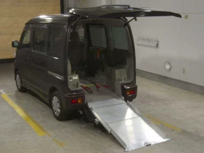 Daihatsu Atrai Wagon