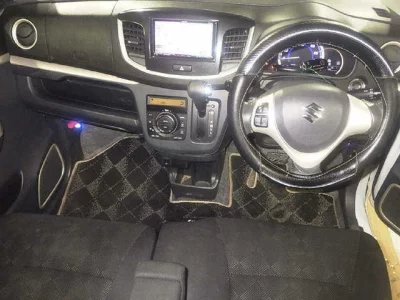 Suzuki WAGON R  с аукциона в Японии