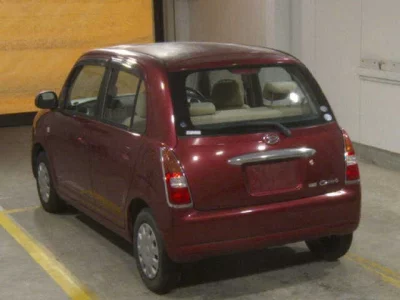 Daihatsu MIRA  с аукциона в Японии