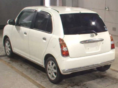Daihatsu MIRA