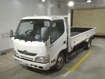 Hino DUTRO  с аукциона в Японии