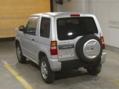 Mitsubishi PAJERO MINI