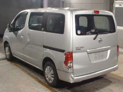 Nissan NV200  с аукциона в Японии