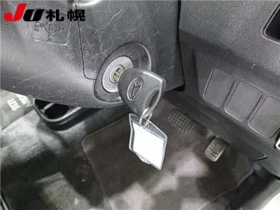 Daihatsu MIRA  с аукциона в Японии