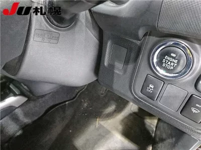 Toyota WISH  с аукциона в Японии