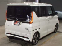 Nissan ROOX лот № 3004 оценка 4.5  с аукциона в Японии 4