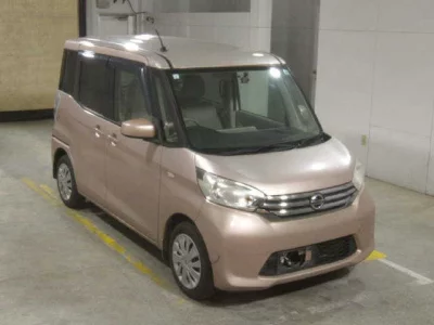 Nissan DAYZ ROOX  с аукциона в Японии
