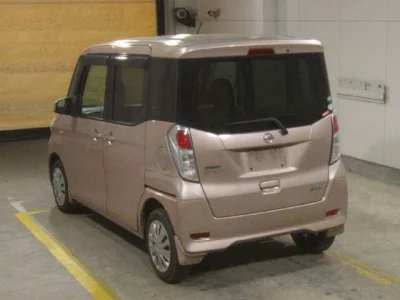 Nissan DAYZ ROOX  с аукциона в Японии