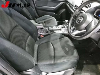 Mazda AXELA  с аукциона в Японии