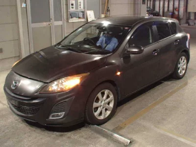 Mazda AXELA  с аукциона в Японии
