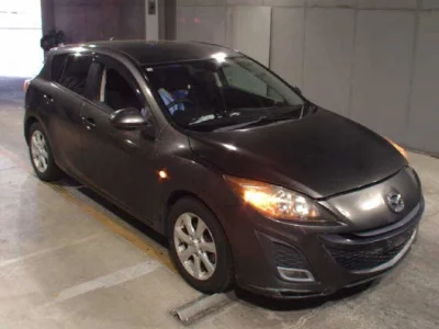 Mazda AXELA  с аукциона в Японии