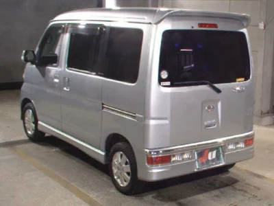 Daihatsu Atrai Wagon