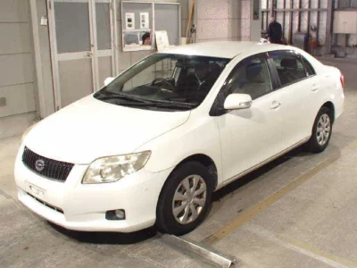 Toyota COROLLA AXIO  с аукциона в Японии