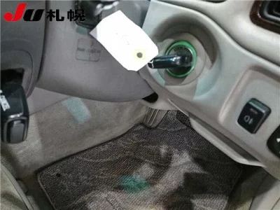 Toyota CROWN  с аукциона в Японии