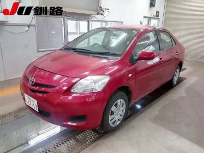 Toyota BELTA  с аукциона в Японии