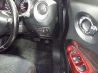 Nissan JUKE лот № 4172 оценка 3.5  с аукциона в Японии 6