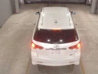 Toyota WISH лот № 3050 оценка 3.5  с аукциона в Японии 5