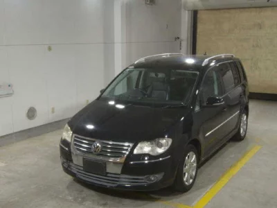 Volkswagen GOLF TOURAN