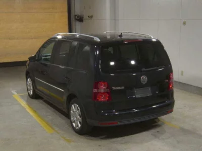 Volkswagen GOLF TOURAN
