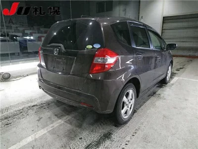 Honda FIT  с аукциона в Японии