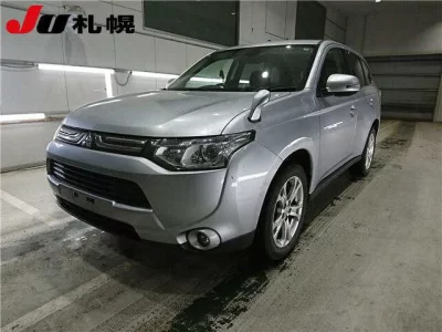 Mitsubishi OUTLANDER  с аукциона в Японии