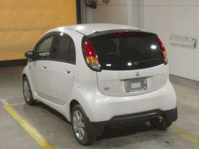 Mitsubishi I  с аукциона в Японии