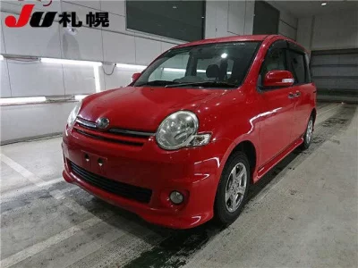 Toyota SIENTA  с аукциона в Японии