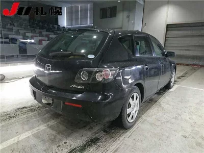 Mazda AXELA  с аукциона в Японии