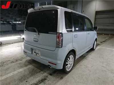 Mitsubishi EK SPORTS