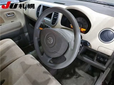 Nissan MOCO  с аукциона в Японии