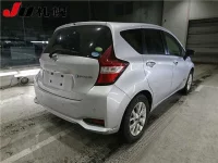 Nissan NOTE лот № 1542 оценка 3.5  с аукциона в Японии 1