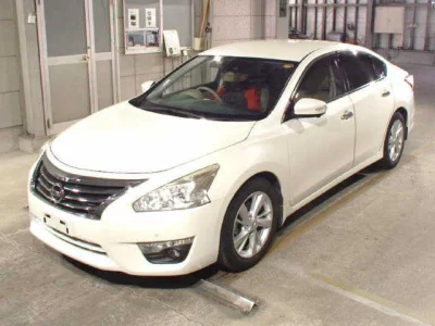 Nissan TEANA