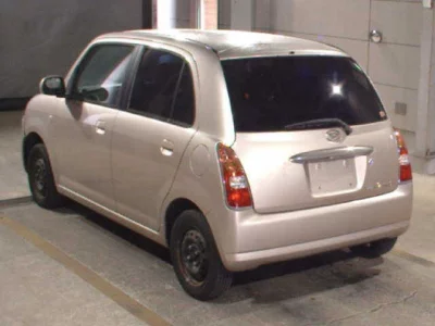 Daihatsu MIRA