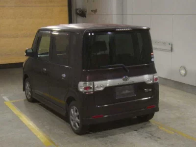 Daihatsu TANTO  с аукциона в Японии