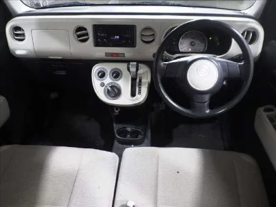 Daihatsu MIRA  с аукциона в Японии