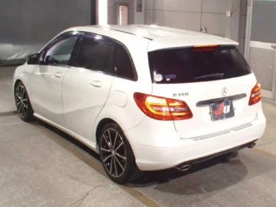 Mercedes-Benz B CLASS