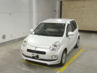 Toyota PASSO лот № 4245 оценка 3.5  с аукциона в Японии 3