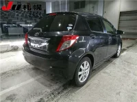 Toyota VITZ лот № 220 оценка 3  с аукциона в Японии 1