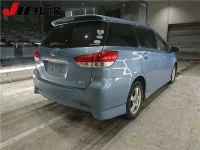 Toyota WISH лот № 210 оценка R  с аукциона в Японии 1