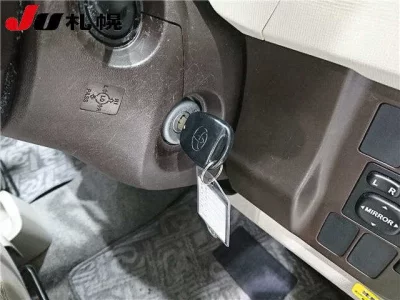 Toyota PASSO  с аукциона в Японии