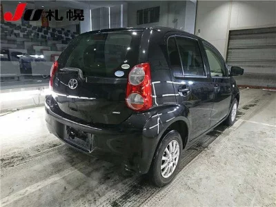 Toyota PASSO  с аукциона в Японии