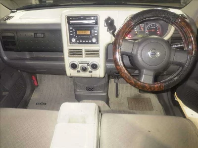 Nissan CUBE  с аукциона в Японии