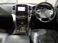 Toyota LAND CRUISER лот № 2160 оценка R  с аукциона в Японии 2