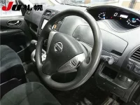 Nissan SERENA лот № 242 оценка 3  с аукциона в Японии 2