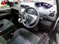 Nissan SERENA лот № 8119 оценка 3.5  с аукциона в Японии 2