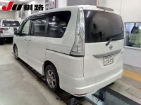 Nissan SERENA лот № 8119 оценка 3.5  с аукциона в Японии 1